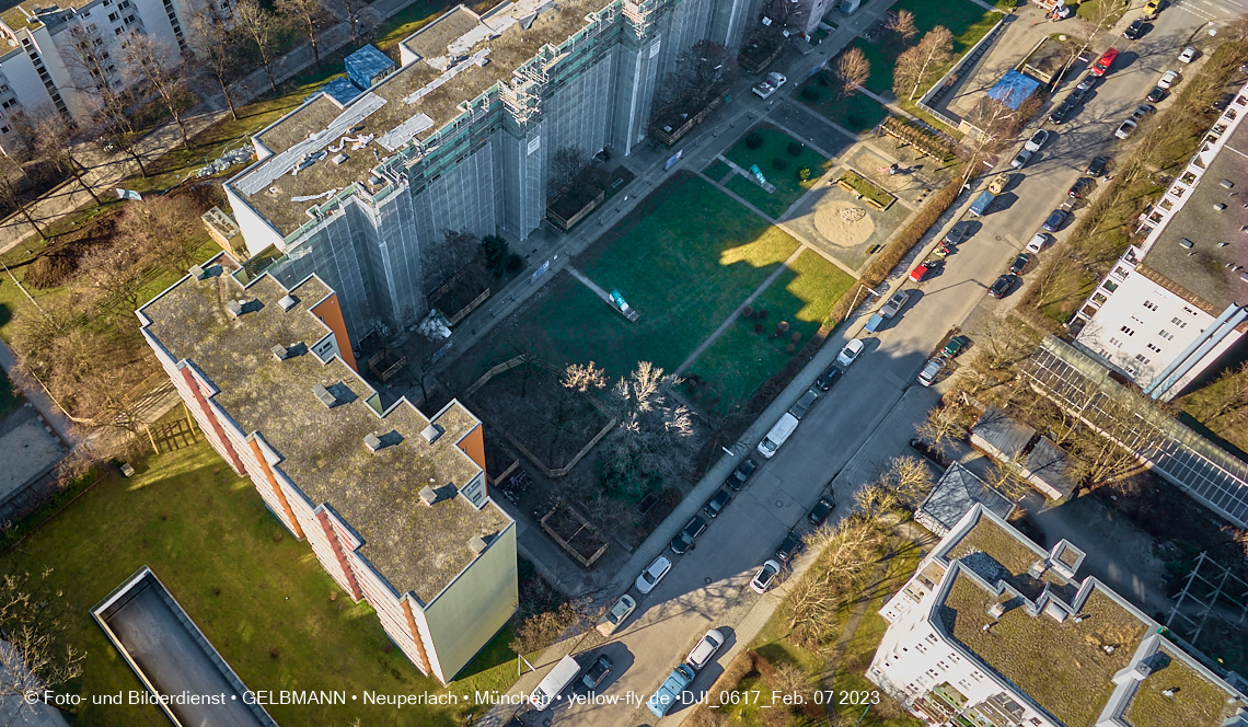 07.02.2023 - Luftbilder von der Sanierung in der Kurt-Eisner-Straße in Neuperlach